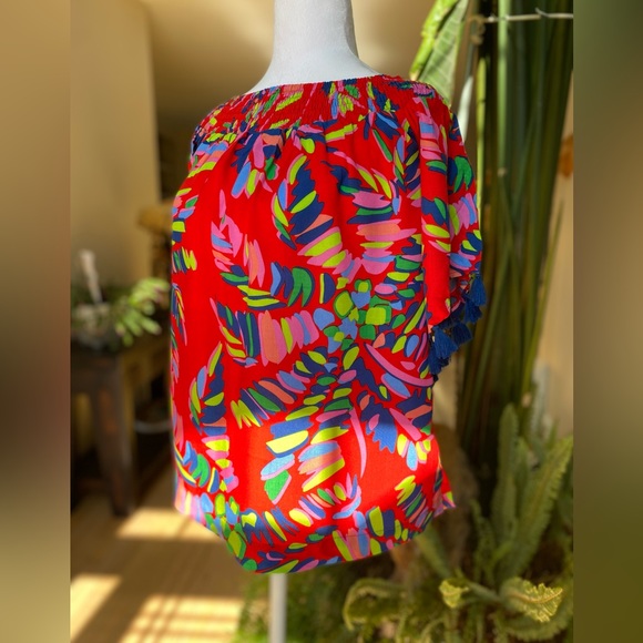 Escapada Living Tasseled Tropical top - Picture 3 of 11